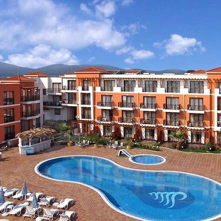 Hotel Paradise Garden チェルノモレツ エクステリア 写真